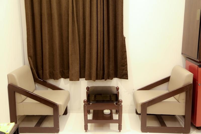 Hotel Golden Plaza Ahmedabad Habitación foto
