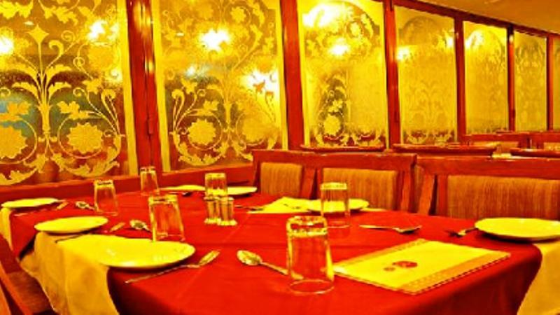 Hotel Golden Plaza Ahmedabad Exterior foto